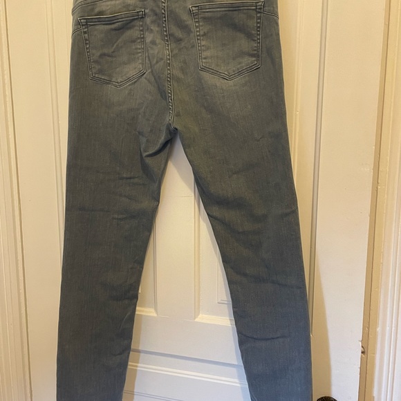 Jeans w bit of nice stretch. - Picture 3 of 7